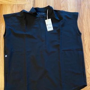 Figs size Small NWT Black Rafaela